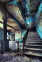 6e41568f7ea4813818aa399a76a6a96a--abandoned-houses-abandoned-places-1.jpg