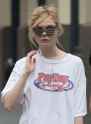 elle-fanning-out-and-about-in-new-york-09-12-2017_1.jpg