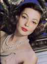 6a1b047cf1aaa6998f7715e4ee87bd82--old-hollywood-hollywood-glamour.jpg
