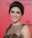 1-isabelle-fuhrman-catching-fire-premiere-headband-1119-main.jpg