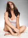 Evangeline-Lilly-Feet-625084.jpg