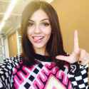 f56f5e10d3e8a3445dda1cdc36de66e2--victoria-justice-victorious.jpg
