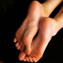 Alaine-Crissiê-Feet-2721711.jpg