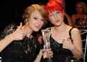Taylor-Swift-Hayley-Williams-1.jpg
