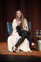 58148992_elizabeth-olsen-in-atlanta-20171129-3.jpg