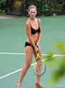 4834_jennifer-love-hewitt-bikini-tennis-02-675x900.jpg