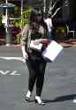 Michelle-Trachtenberg-in-a-leopard-print-jacket--08.jpg