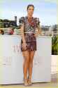 adele-exarchopoulos-last-face-cannes-photocall-27.jpg