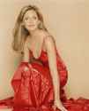 sarah_michelle_gellar_smg_matthew_20rolston_20photoshoot_20for_20marie_20claire1_zXlcmpQ.sized.jpg