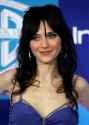 Zooey_Deschanel_flirty.jpg