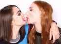 redo-maisie-williams-and-sophie-turner-kiss-with-tongue-and-cum-765956.jpg