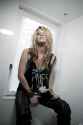 kesha-photoshoot-by-claude-gassian013.jpg