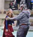 melissa-benoist-on-the-set-of-supergirl-in-vancouver-02.-24-2017_15.jpg