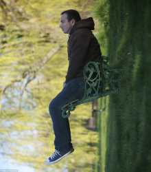 3354540600000578-3548001-Awkward_Sometimes_people_have_to_sit_or_stand_in_strange_positio-a-46_1461157631453.jpg