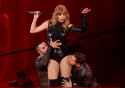 taylor-swift-performs-at-reputation-tour-in-gelendale-05-08-2018-2.jpg