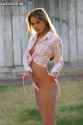 54206_karisweets_44_1_lg_123_326lo.jpg