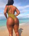thickestonig_1757502246290939864_1416168741.jpg