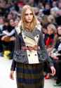 karlie_kloss_cara_delevingne_american_style_vs_british_style_658795506_836x1200.jpg