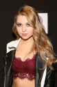 sammi-hanratty-at-ok-fashion-week-event-elle-runway-collection_1.jpg