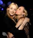 Diane-Kruger-gave-her-co-star-Saoirse-Ronan-big-kiss.jpg