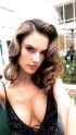 Alessandra-Ambrosio-9.jpg
