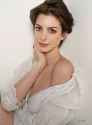 anne-hathaway-esquire-magazine-mexico-october-2015-issue_1.jpg