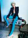 Kristen-Stewart-Mario-Testino-Photoshoot-for-V-Magazine2.x70825.jpg